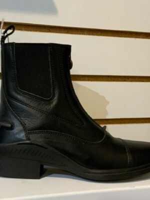 Ovation Aeros Showmaster Zip Paddock